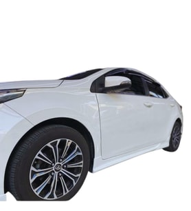 Toyota Corolla Custom Yan Marşpiyel (Plastik) (Standart)