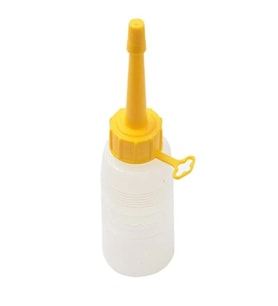 Plastik Uçlu Yağdanlık 150cc