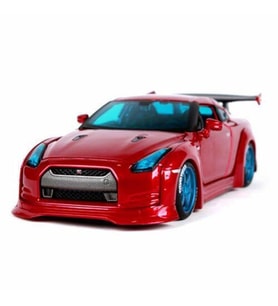 Maisto Nissan GT-R Kırmızı 1:24 Model Araba