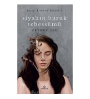 Siyahın Buruk Tebessümü