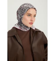 Schaless Yankılar Şehri - İndigo - Vierra Desenli Viskon Eşarp - 90x90 Cm (Pudra)