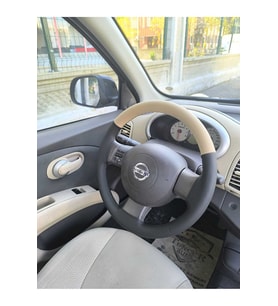 Dikişli Direksiyon Kılıfı Siyah/bej Deri Siyah Dikişli Nissan Micra İçin
