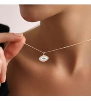 Aqua Taşlı Altın Göz Kolye Beyaz Mine 