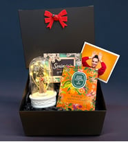 Sizlere Özel Fotoğraflı Hediye Paketi - Kişiye Özel Hediye Seti - Led Işıklı Fanuslu Premium Set (Model 4)