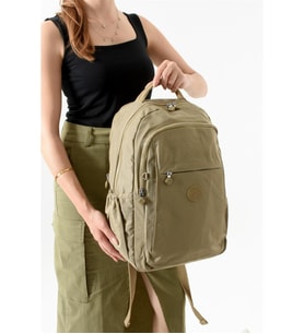 Bagacar Bolsas 1092 Su Geçirmez İthal Krinkıl Kumaş Laptop Bölmeli Okul ve Günlük Sırt Çantası Kum (Kahverengi)