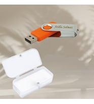 KİŞİYE ÖZEL 32 GB TURUNCU FLAŞ BELLEK 2.0