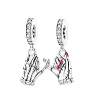 Wednesday Elleri Sallantılı Charm