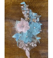 37X17 CM NAKIŞ İŞLEME KABARTMA ÇİÇEKLİ APLİKE DİKİŞ VE HOBİ MALZEMESİ