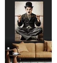 Bağdaş Kurup Oturan Charlie Chaplin Dekoratif Kanvas - Mdf Ahşap Tablo