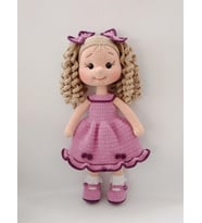 Kıvırcık Saçlı Lila Karnaval Bebek Amigurumi Organik Oyuncak (Standart)