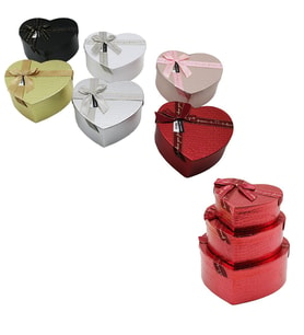 3PCS KALP PARLAK MİX RENKLİ - KABARTMA DESEN KARTON HEDİYE KUTUSU KURDELALI 22X20-19X17-16X14CM (5343)