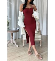 Kadın Bordo Yırtmaçlı Diz Altı Vücüdu Saran Gecelik H110446