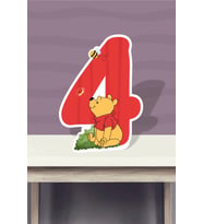 Winnie The Pooh Temalı Ayaklı Rakam Pano - 4 Yaş (40 cm)
