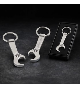 BK Gift Kişiye Özel İsimli 2227 Çift Taraflı Anahtar Şeklinde Metal Anahtarlık – Lazer Baskılı Şık Anahtarlık