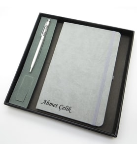 Signator® Codex  N107 Kişiye Özel Defterli Set - İsme Özel Gümüş Kalem + İsme Özel Gri Defter  İsme Özel Kutusunda Hediyelik Set (Karışık)