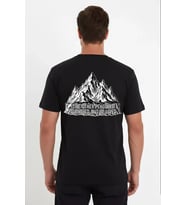 Erkek T-Shirt Nihilist Penguen Baskılı Bisiklet Yaka Kısa kol yazlık Tişört - Siyah
