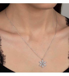 SWAROVSKİ TAŞLI KAR TANESİ 925 AYAR GÜMÜŞ KOLYE
