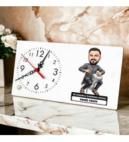 Darbuka Ustası Müzisyen Erkek Karikatürlü Masa Saati