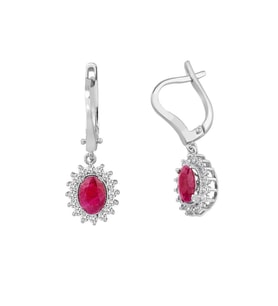 0.26 Karat Pırlantalı Oval Yakut Küpe PE1692