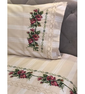 Kanaviçe Nevresim Takımı El İşlemeli Tek kişilik (Kırmızı)