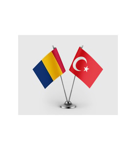 Romanya ve Türkiye Bayrağı İkili Saten Masa Bayrağı Takımı