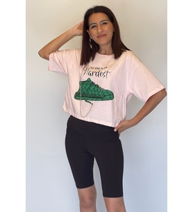 Kadın Zincir ve Taş Süslemeli Baskılı Kısa T-Shirt (Pudra)