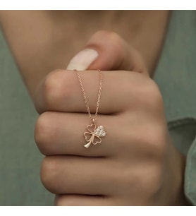 Gümüş Rose Kalpli Dört Yapraklı Yonca Kadın Kolye