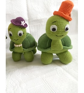 Bay ve Bayan Şapkalı Şirin Tospikler Amigurumi Organik Oyuncak