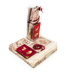 10 Adet Hediyelik Özel Set - Kadife Kaplı Yasin Kitabı - Cep Boy - İsme Özel Plakalı - Seccadeli - Tesbihli - Kutulu - Bordo