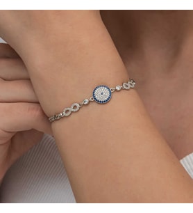 Gümüş Nazarlı Sonsuzluk Kadın Bileklik  SL8964