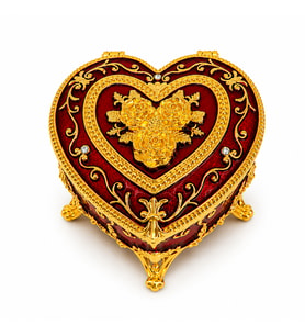 Kalp Şeklinde Mücevher Kutusu Gold İşlemeli Kristal Taşlı Takı Kutusu 6x9 cm 5 Renk Seçeneği