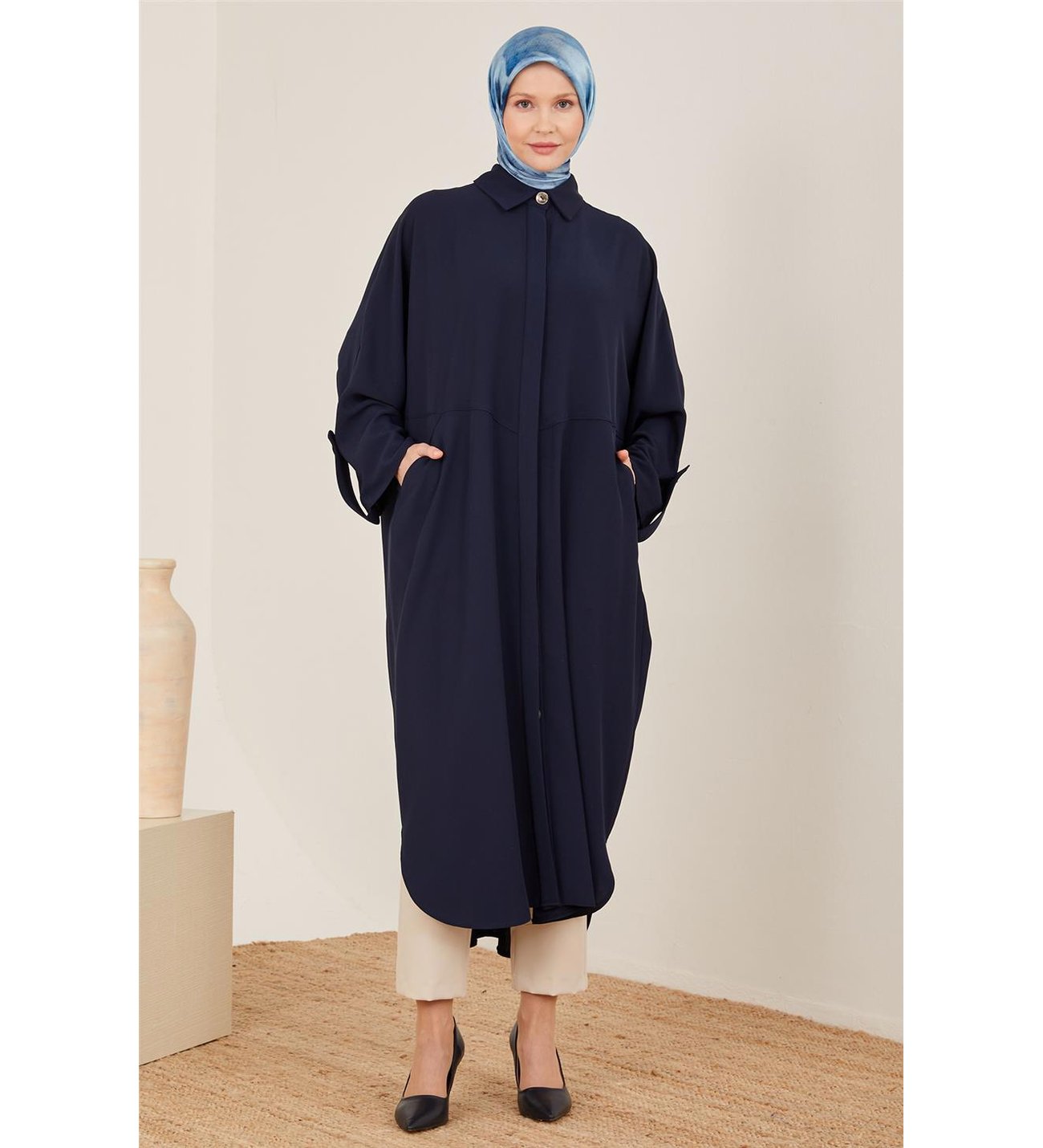 armine-oversize-apoletli-kap-