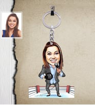 Kişiye Özel Spiker Karikatürlü  Ahşap Anahtarlık Bayan-1-Eco