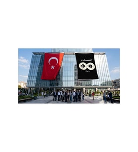 Unutmadık Yazılı Sonsuz İşaretli Atatürk Anma Bayrağı Bayrak ve Türk Bayrağı Premium Raşel Kumaş 2'li Set 10x15 metre ATA48
