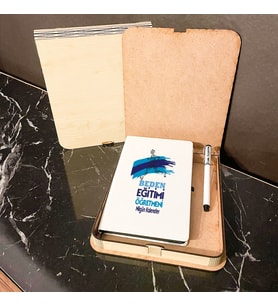 Beden Eğitimi Öğretmeni Ahşap Kutulu Defter Kalem Set 002