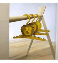 Kapbirhediye 6'lı Bebek Elbise Askısı Ahşap Kıyafet Askısı (Aslan)