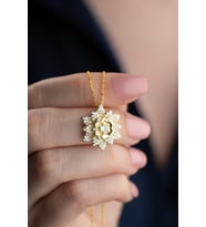 925 Ayar Gümüş Gold Lotus Çiçeği Kolye