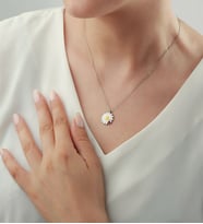 Saklı Takı 925 Ayar Gümüş Ugurböcekli Papatya Kolye