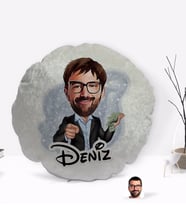 BK Gift Kişiye Özel İsimli Erkek Milyoner Karikatürlü Yuvarlak Dekoratif Kırlent Yastık-1