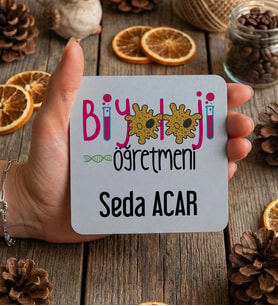 Kişiye Özel Biyoloji Öğretmeni Bardak Altlığı Öğretmenler Günü Hediyesi (Beyaz)