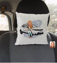 BK Gift Kişiye Özel Plakalı Kadın Nissan Qashqai Karikatürlü Kare Araç Koltuk Yastığı-1