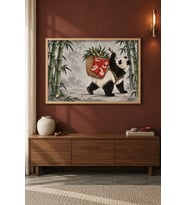 Sırtında Sepet Bambu Taşıyan Panda Ahşap Çerçeveli Duvar Tablosu