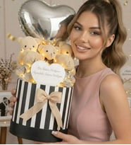 Premium Silindir Kutusunda LED Işıklı Aynalı  ve Kalp Balonlu Peluş Taba 5li Ayıcık Buketi