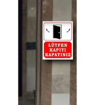 Lütfen Kapıyı Kapatınız Levha Tabelası Apartman Ve Siteler Için Kapıyı Kapalı Tutun Tabelası (Çok Renkli)