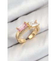 Pirinç Zirkon Taşlı Dikdörtgen Model Gold Renk Kadın Yüzük TJ-BYK3797