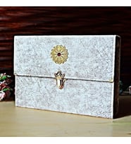 30 Cüz Nubuk Kaplama Özel Taşıma Çantalı Cami Boy Kuranı Kerim -Krem (3.415 gr 25X37X7 cm)