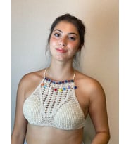 ÖRGÜ TNİK DESENLİ PÜSSKÜLLÜ GÖĞÜS KAPLI BÜSTİYER SPOR BÜSTİYER
