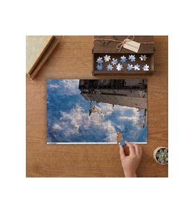 Astronot - Dünya Manzarası Tasarımı 240 parça Ahşap Puzzle Ahşap Kutuda MP09766
