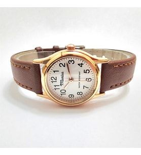 Marlas Retro Kadın Saati, Vintage Tasarım, Klasik Tasarım, Rose Gold Rengi, Minimal, Kayışlı, İkonik
