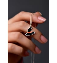 Papatya Silver 925 Ayar Gümüş Rodyum Kaplama Mineli Cadılar Bayramı, Cadı Şapkası Kolye (Siyah)